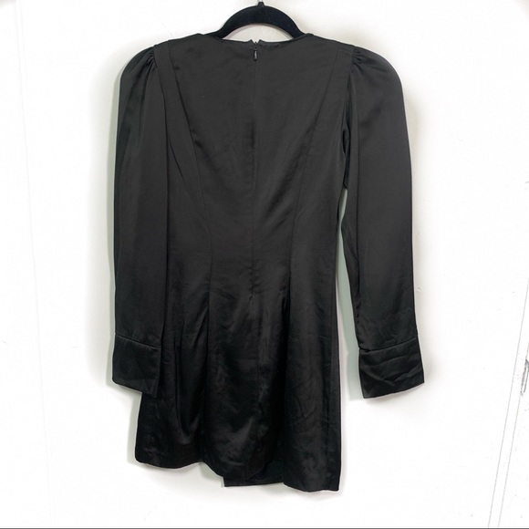 Zara black low V-neck mini dress - Picture 2 of 8